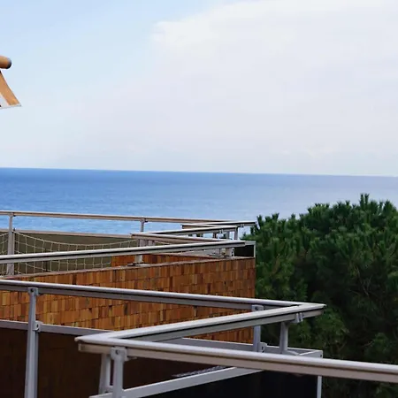 Grande Terrasse Et Vue Mer, Tres Calme Apartman *