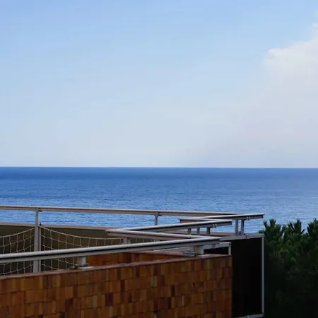 Grande Terrasse Et Vue Mer, Tres Calme * Nizza